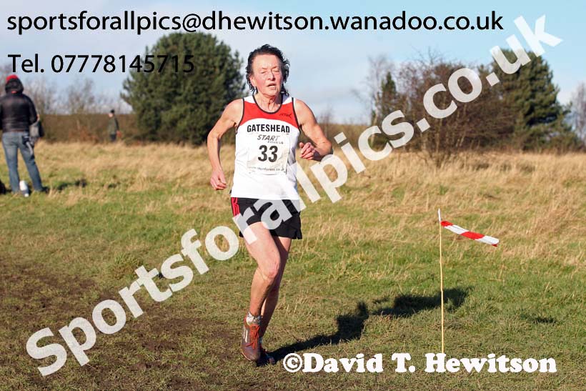 Womens masters and mens over-65s North Eastern Masters, Wallsend. Photo: David T. Hewitson/Sports for All Pics